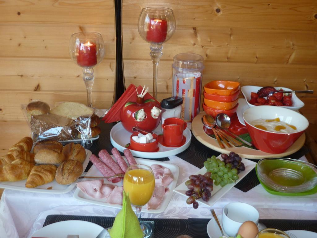 Tonnie'S Bed And Breakfast Kerkrade Buitenkant foto