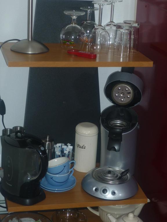 Tonnie'S Bed And Breakfast Kerkrade Buitenkant foto