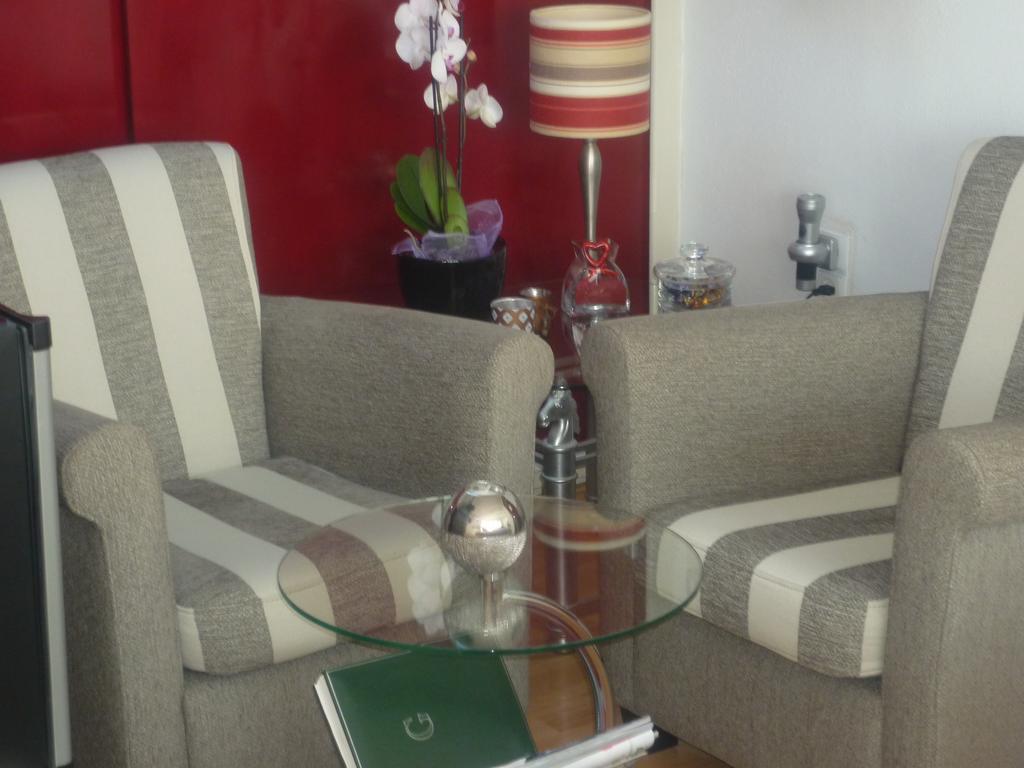 Tonnie'S Bed And Breakfast Kerkrade Buitenkant foto