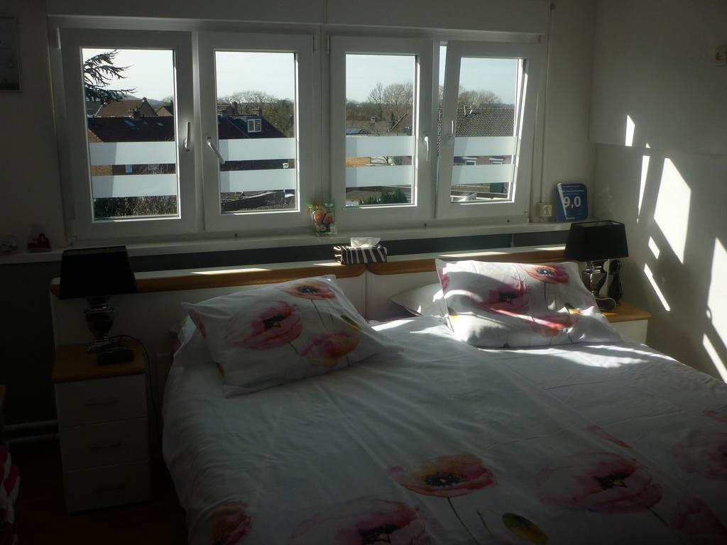Tonnie'S Bed And Breakfast Kerkrade Buitenkant foto