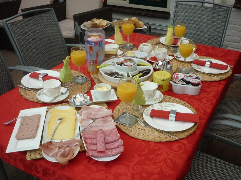 Tonnie'S Bed And Breakfast Kerkrade Buitenkant foto
