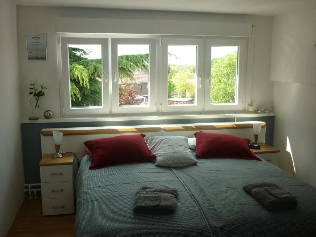 Tonnie'S Bed And Breakfast Kerkrade Buitenkant foto
